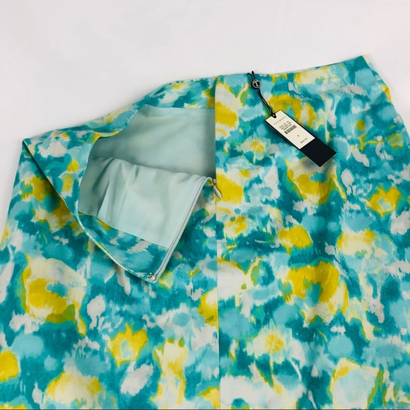 New Talbots Pencil Skirt Abstract Pattern Size 8 - Picture 7 of 8